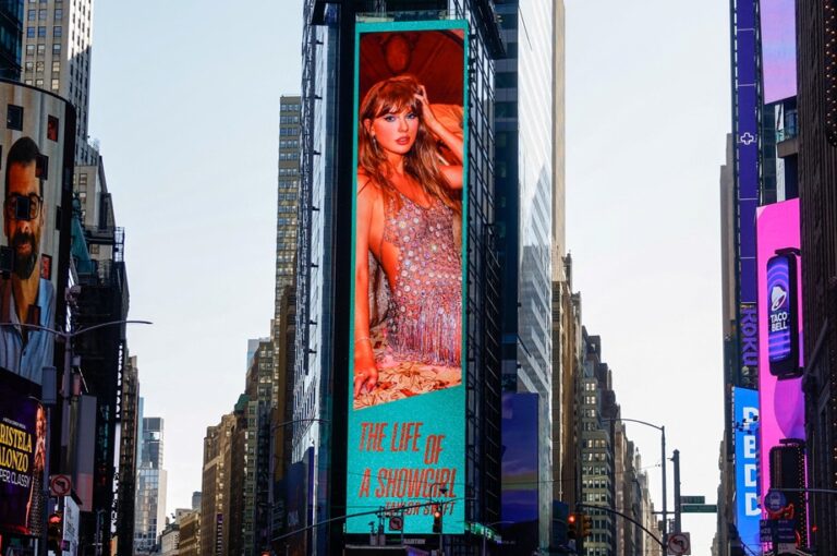 4 million copies in one week: Taylor Swift breaks another record with “Showgirl”
