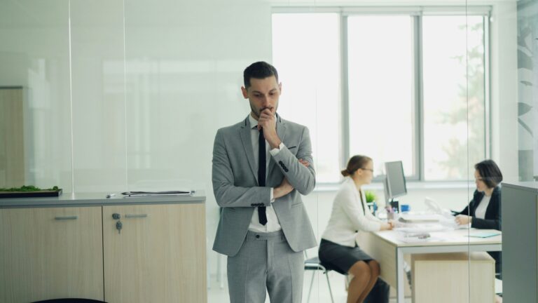 Five strategies for executives deal with a difficult temperament CEO
