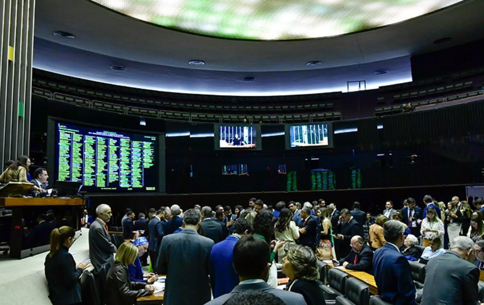 Congress overturns vetoes on the environmental flexibility law in defeat for the government