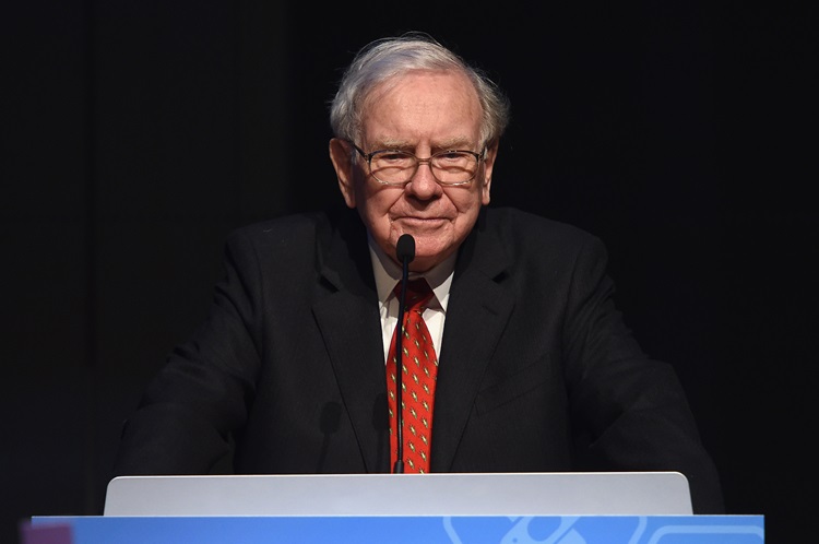 Few copy Warren Buffett's strategy because no one wants to get rich slowly