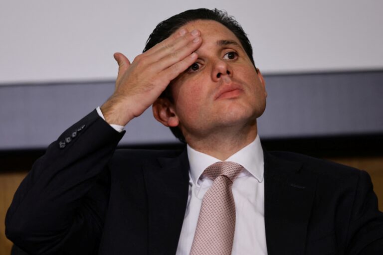 Hugo Motta goes to court against PEC da Blindagem billboard and has his request denied
