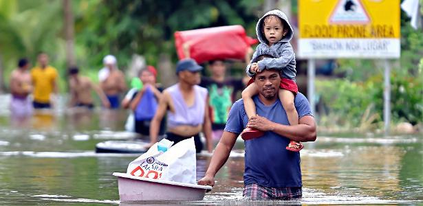 Super typhoon makes landfall in the Philippines with winds of 185 km/h; 2 people died
