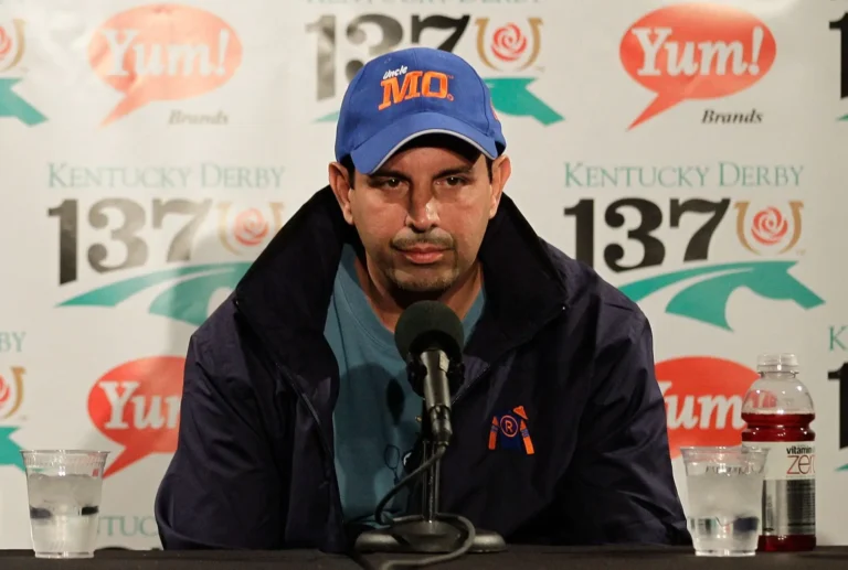 Billionaire who sold 2 companies to Coca-Cola tells people not to undertake
