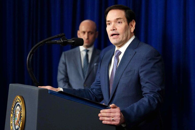 O secretário de Estado dos EUA, Marco Rubio, disse que uma “quarentena” militar sobre algumas exportações de petróleo da Venezuela permaneceria em vigor (Foto: Tierney L. Cross/The New York Times)
