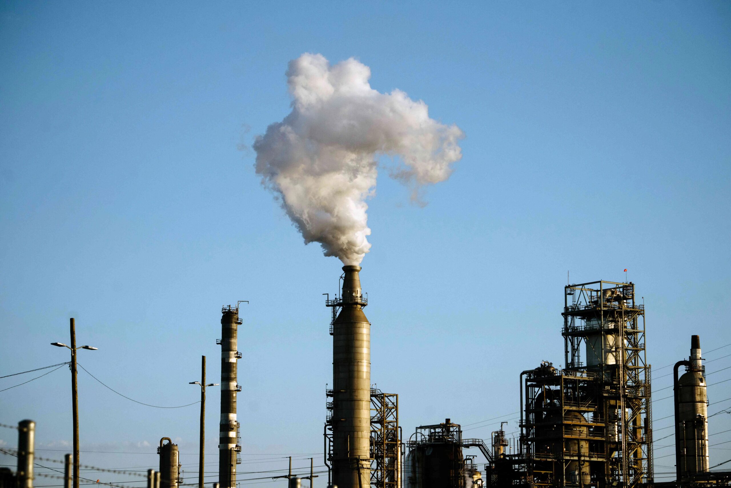 Refinaria da Valero Energy, em Houston, EUA (Foto: Brandon Thibodeaux/The New York Times)