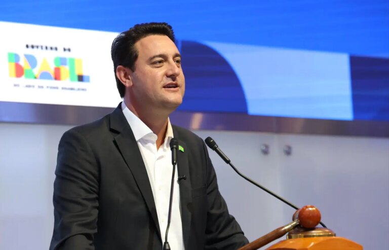 Ratinho Jr.'s national flight in the PSD clashes with local alliances from six states
