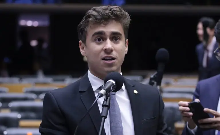 In a new video, Nikolas Ferreira once again criticizes Pix monitoring