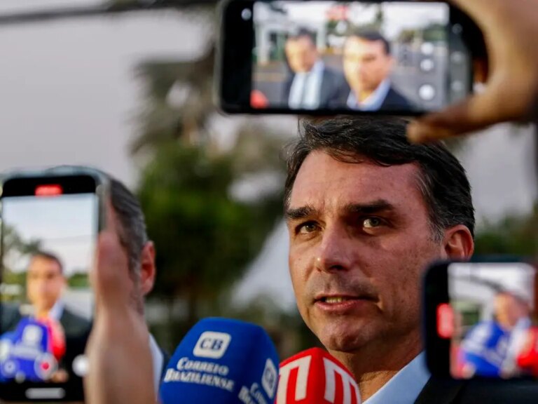 'There is a climate of convergence; names will settle down', says Flávio, about alliances
