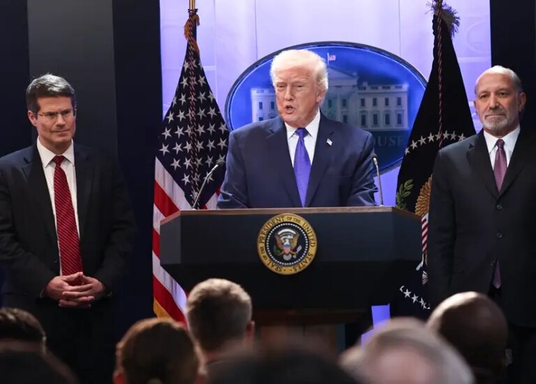 Sections 122 and 301: understand the new path through which Trump plans to impose tariffs
