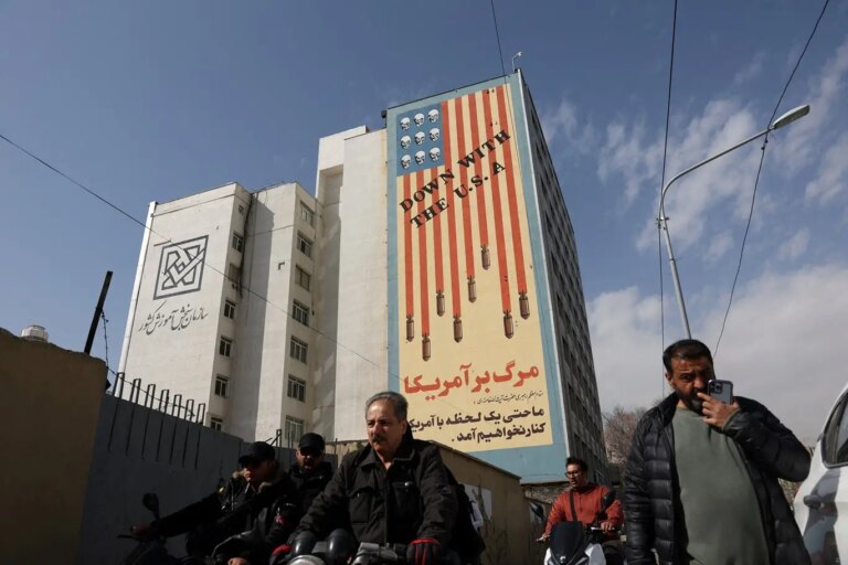 Analysis: Without an immediate threat, Trump is betting on pushing Iran's government into the abyss
