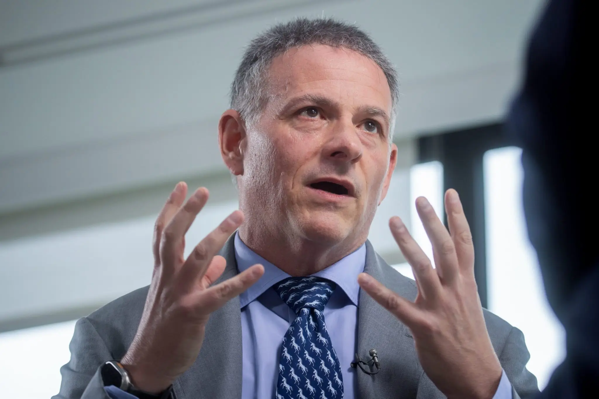 Central banks will exchange dollars for gold, predicts Wall Street legend