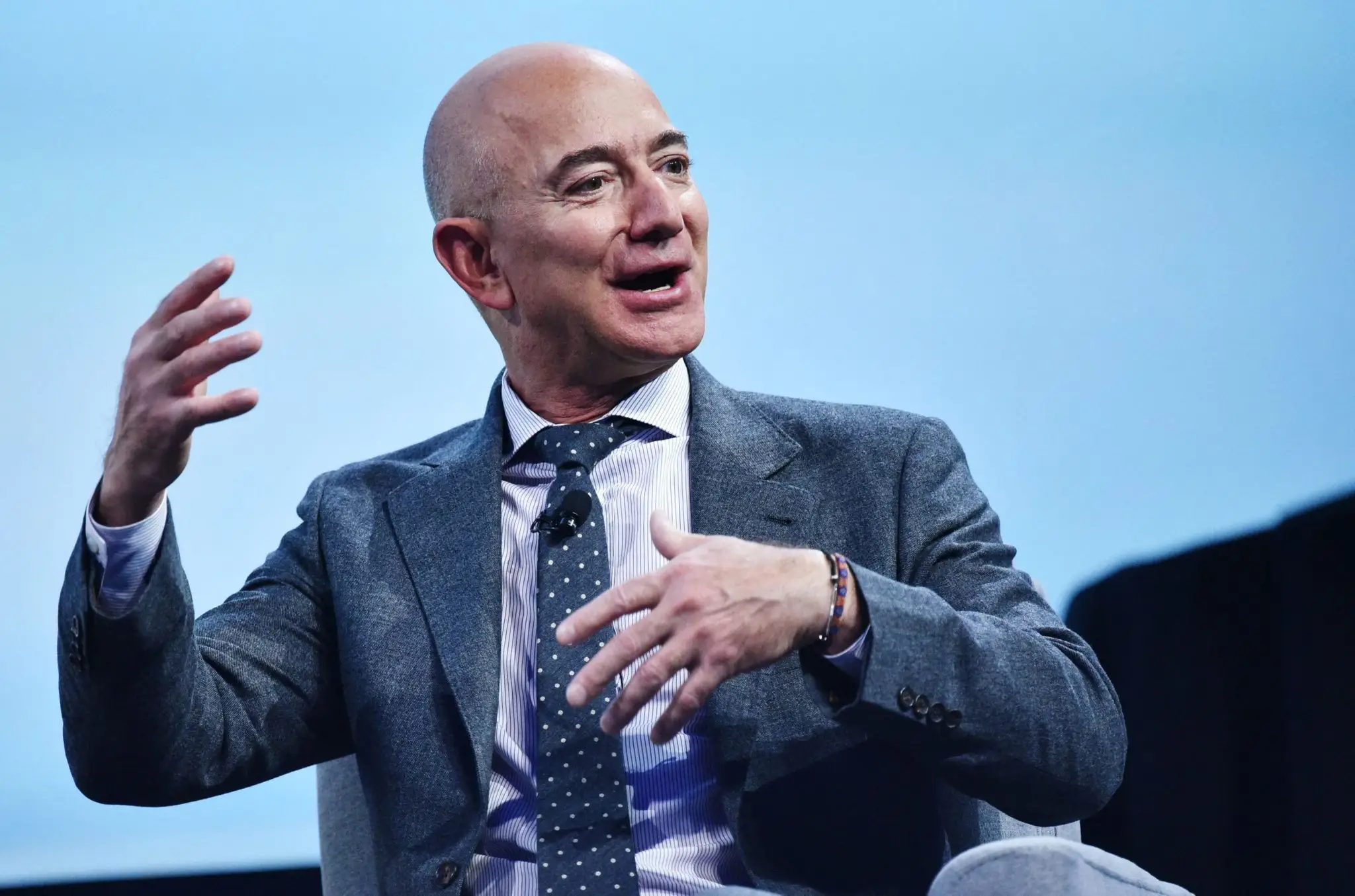 Jeff Bezos exige que todos os participantes de uma reunião leiam o material enviado previamente (Foto: Mandel Ngan/Getty Images/Fortune)