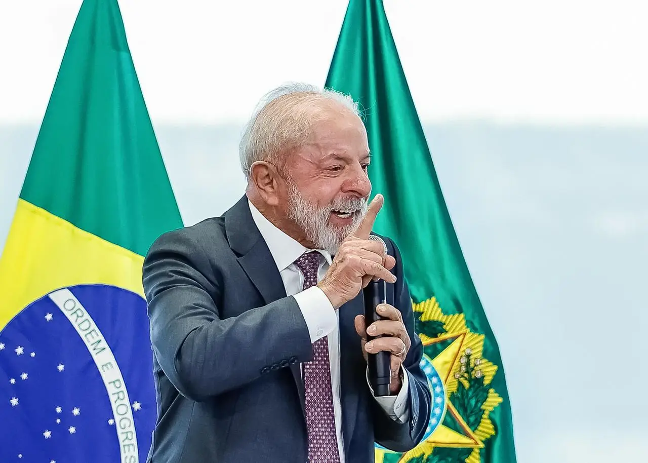 Lula congratulates António Seguro for his significant victory at the polls in Portugal