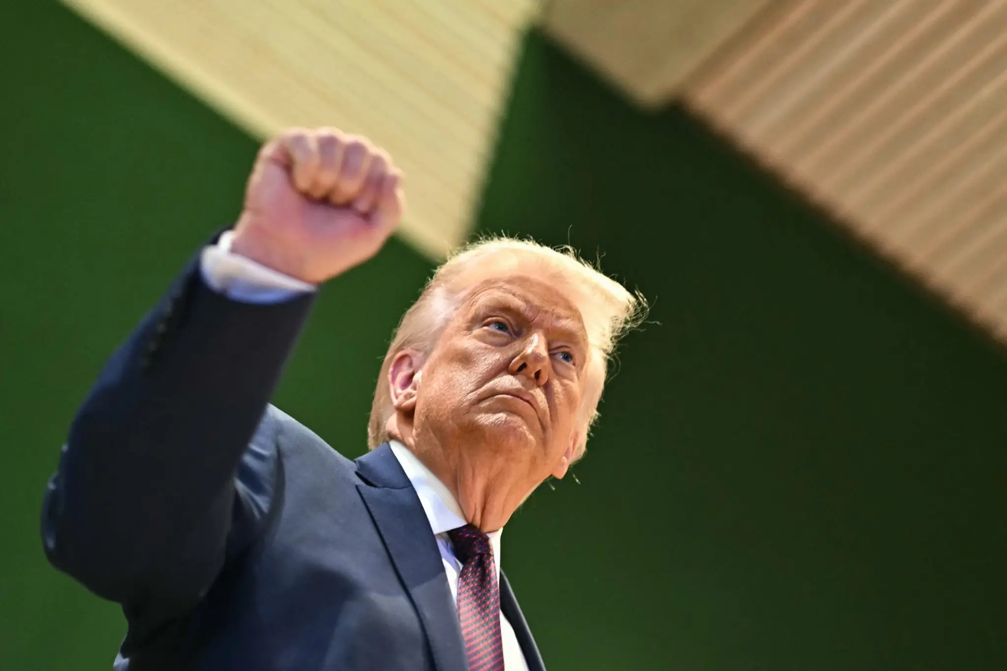 O presidente Donald Trump no encontro de Davos 2026 (Foto: Fabrice Coffrini/AFP/Getty Images/Fortune)