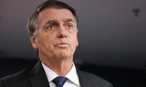 Bolsonaro remains stable and has no fever and is not expected to be discharged, according to the Bulletin