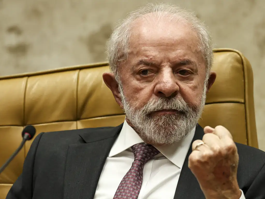 Lula says he is not offended by Flávio calling him Opala: 'his father is in the scrapyard'