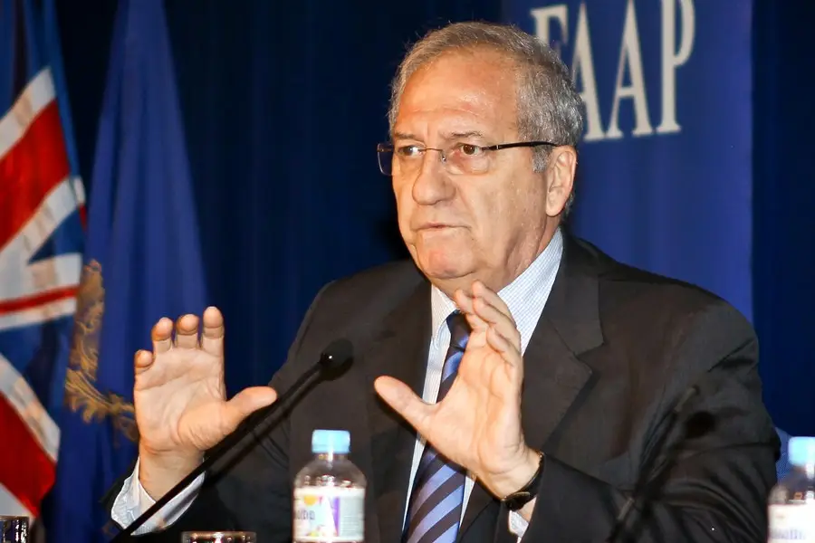 Former minister Franklin Martins is deported from Panama after being detained at the airport