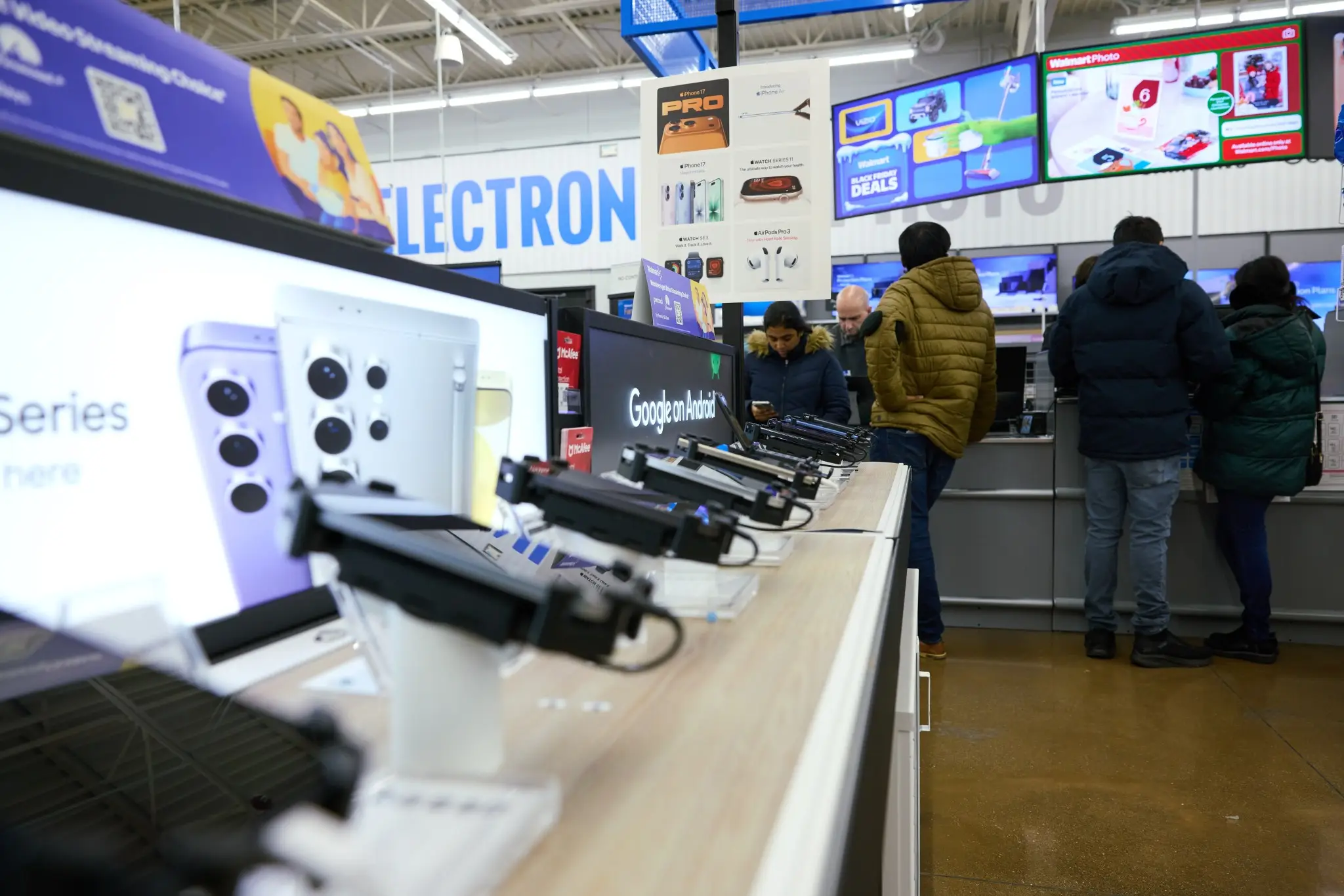 Walmart Connect, uma plataforma interna de publicidade nas lojas e on-line, tem sido uma nova frente de crescimento de receita e lucro para a varejista (Foto: Brian Kaiser/Bloomberg L.P./Getty Images/Fortune)
