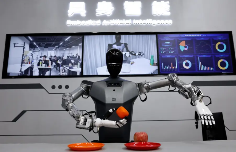 Robô humanoide Tiangong, do Centro de Inovação em Robótica Humanoide de Pequim (REUTERS/Tingshu Wang)