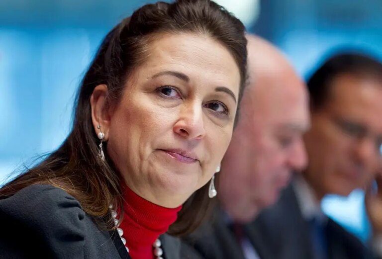 PT wing in Tocantins tries to block Kátia Abreu from joining
