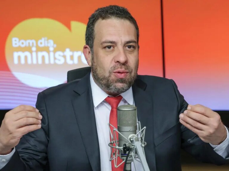 Boulos criticizes report on work regulation through apps: 'setbacks'

