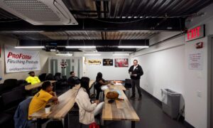 Saturated market leads young people from New York to seek work in construction