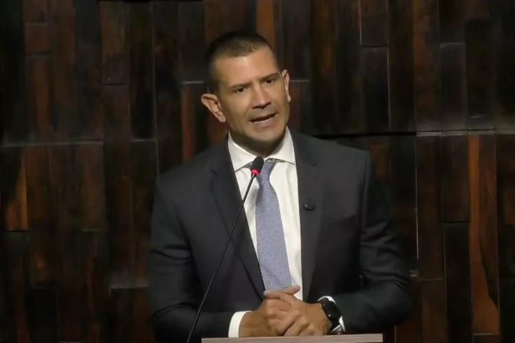 “Dialogue will resolve the succession in RJ”, says Douglas Ruas, elected president of Alerj
