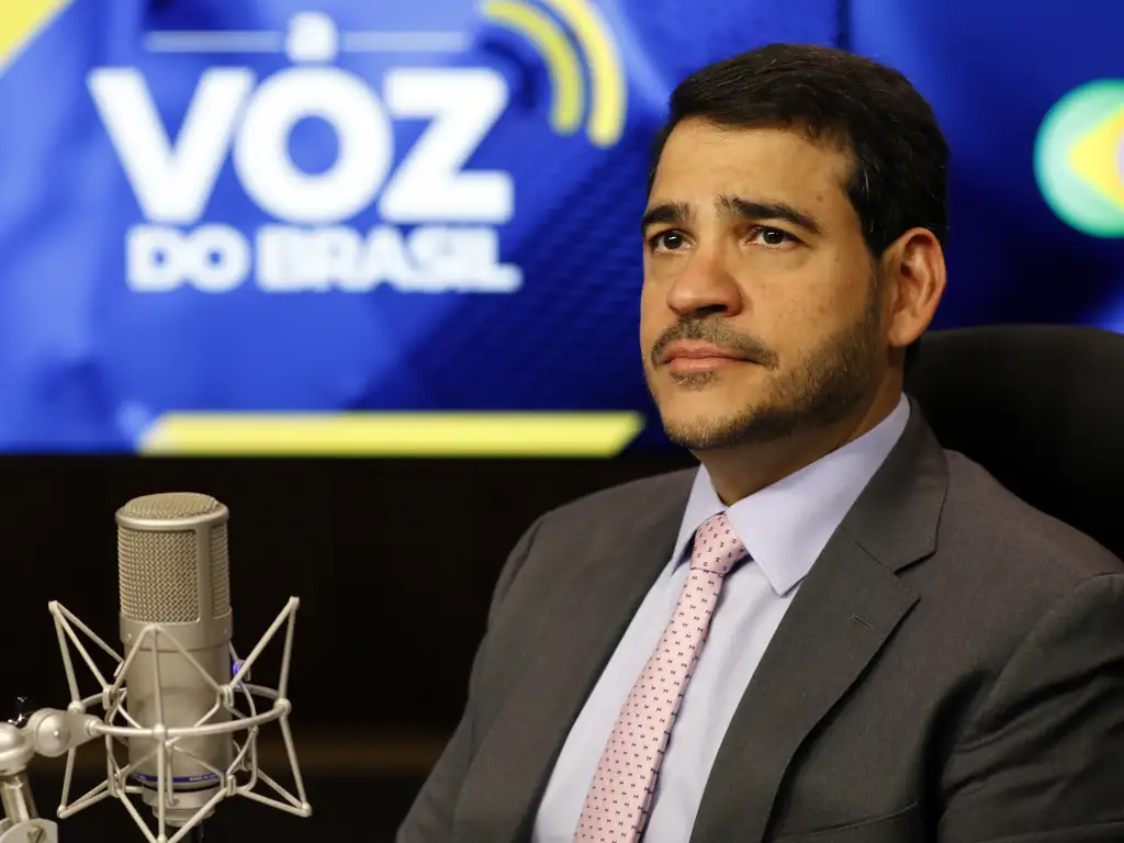 Master, 'hanging stones' and limits of the Judiciary: questions for Messiah in the Senate