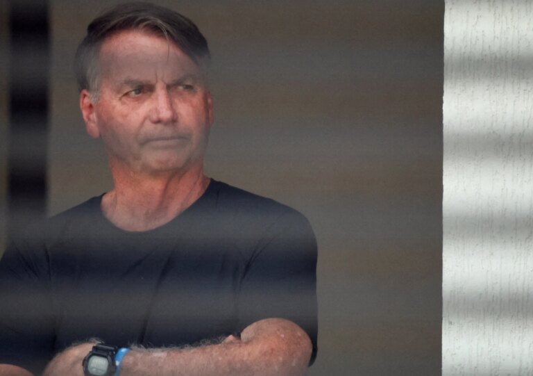 Bolsonaro's defense sends medical reports to the STF that indicate shoulder surgery
