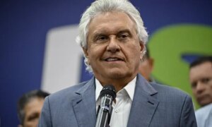 Caiado demands explanations from Flávio about Vorcaro, but defends right-wing unity