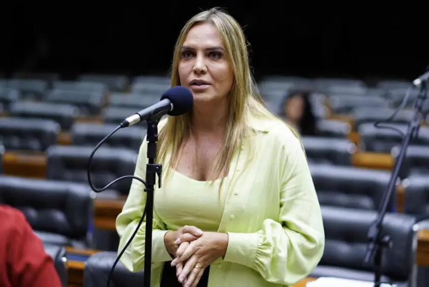 New governor of the DF asks for help from the Lula administration to seek solutions for BRB