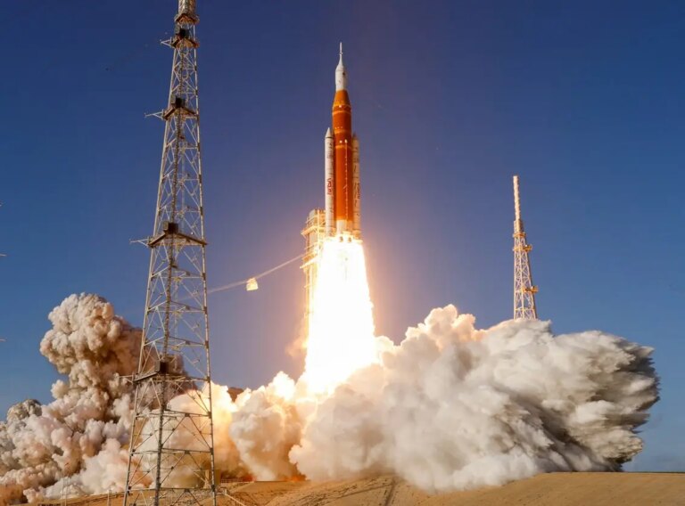 Why Artemis II won't land on the Moon
