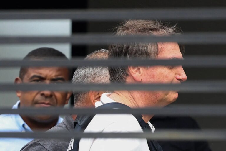 Bolsonaro's defense files a criminal review with the STF and requests judgment by the 2nd Panel
