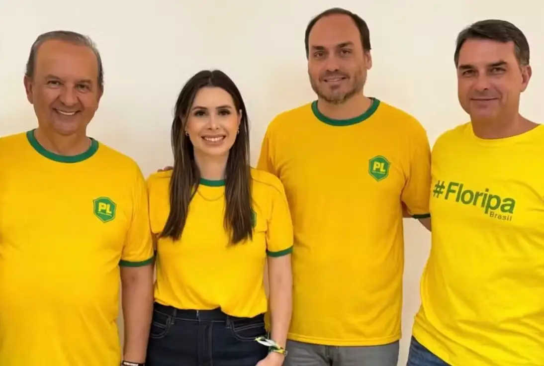 After internal dispute, PL makes official ticket with Carlos Bolsonaro and Carol de Toni in SC