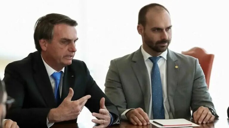 Eduardo Bolsonaro signed as a film producer and controlled finances, says website
