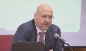 Government maintains nomination, rapporteur publishes opinion and unlocks CVM presidency