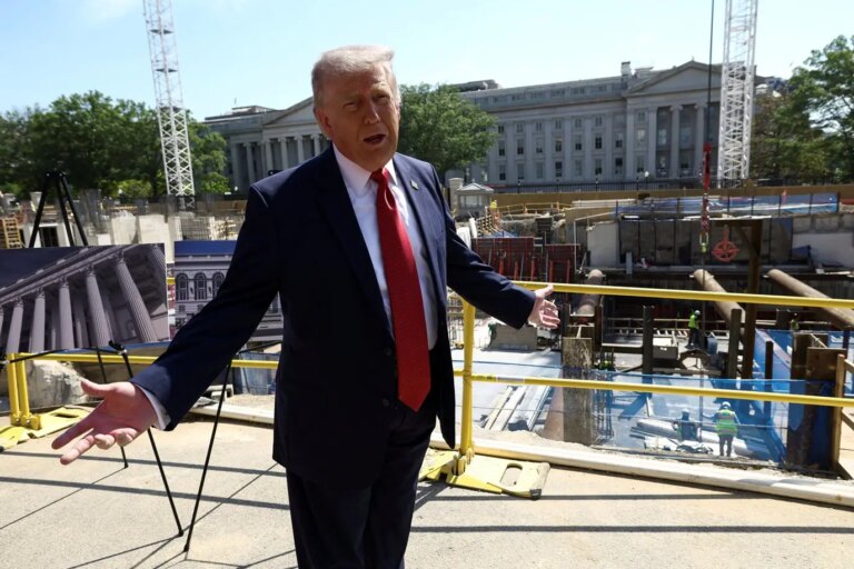 US IRS is forced to close investigations against Trump and family
