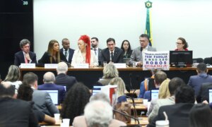 Request for collective view postpones vote on the report on PEC due to the end of the 6×1 scale
