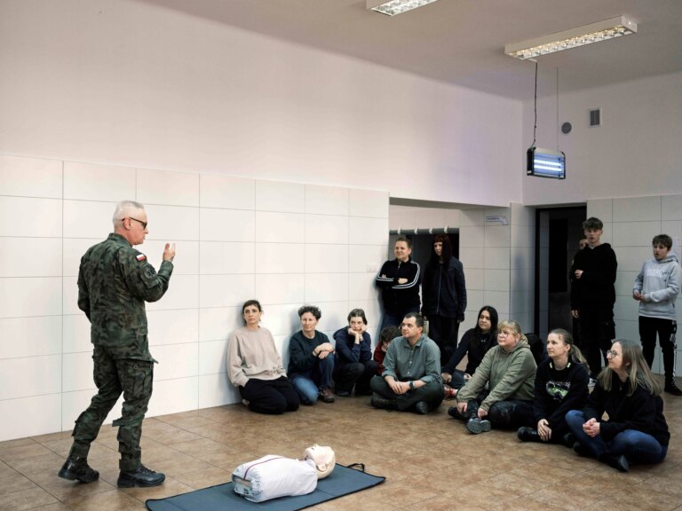 Afraid of Russian invasion, Poland trains population in survival techniques
