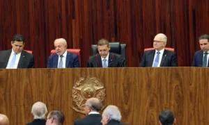 Alongside Lula and authorities at the TSE, Alcolumbre decides not to applaud Messias