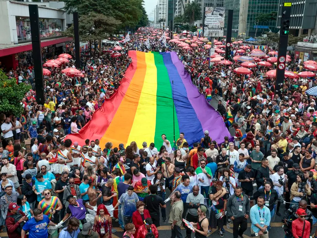 Chamber approves text that changes the location of the LGBT+ Parade in SP and prohibits the presence of minors