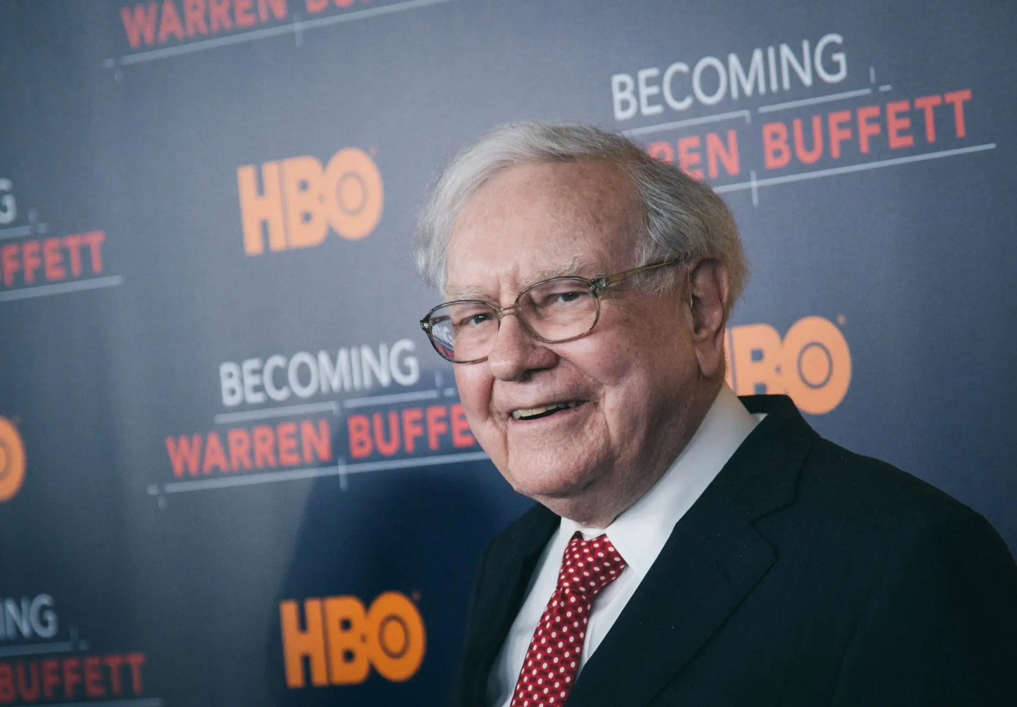 Elon Musk supports Warren Buffett's plan to resolve public debt in 5 minutes