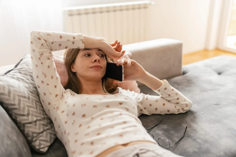 Germans take more than one day of sick leave per month, and the government wants to discount
