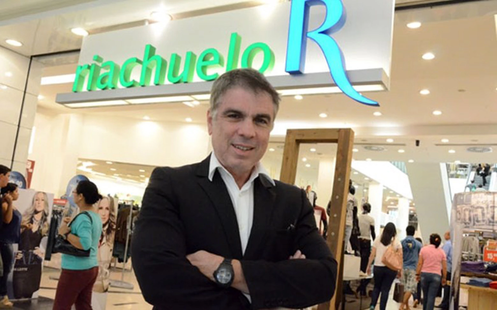 Owner of Riachuelo criticizes the end of the 6×1 scale and says that “cost will rise by 18% to 20%”